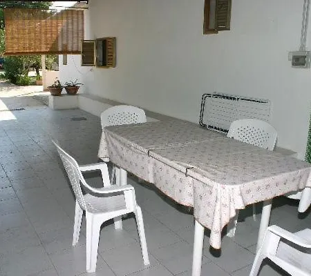 Ervilia ヴィエステ